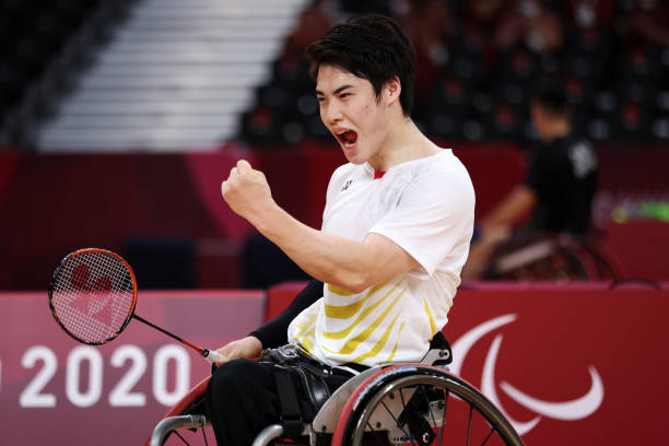 羽毛球梦启航:一个普通人的冠军之路