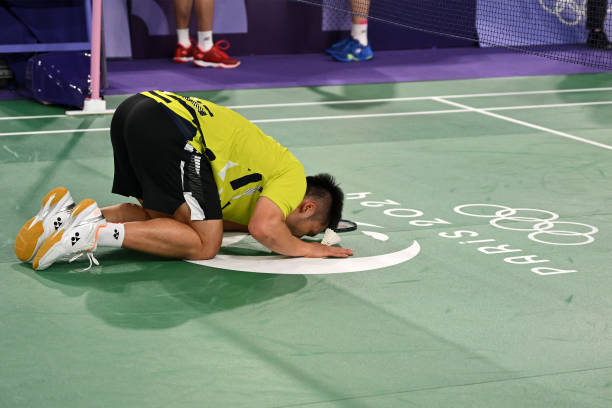 羽毛球出界到底算谁得分?规则详解