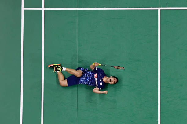 羽毛球规则必看:单双打边界线差异详解