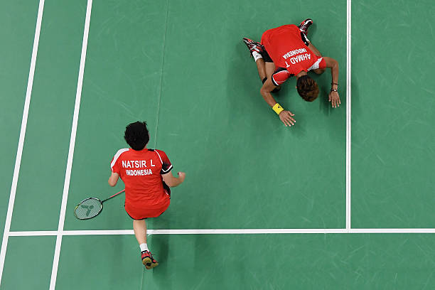 独家:新加坡羽毛球队最新赞助商名单曝光!