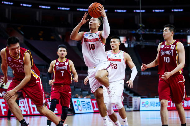 布雷洛克与乔丹:如何重塑NBA的防守与进攻