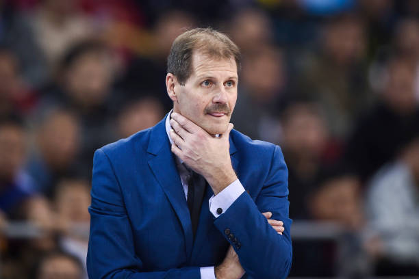 如何通过腾讯体育观看高清篮球直播？