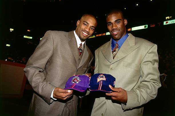 如何运用护球手？让你的“两步半”上篮难以被封盖