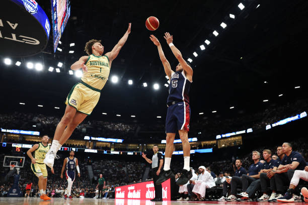 如何测量篮板尺寸？DIY篮球架安装指南