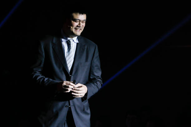 NBA得分榜实时更新：东契奇、字母哥领衔，詹姆斯紧随其后