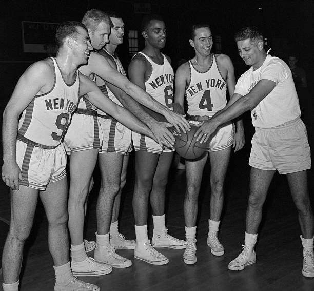 篮球术语指南:前锋位置的关键字母缩写