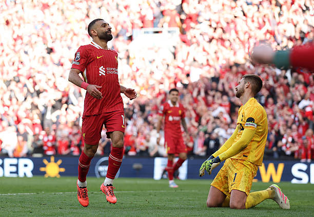 欧冠决赛一般安排在几月?