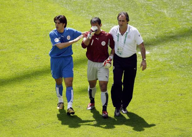 阿根廷VS巴西巅峰对决:梅西天神下凡淘汰桑巴军团