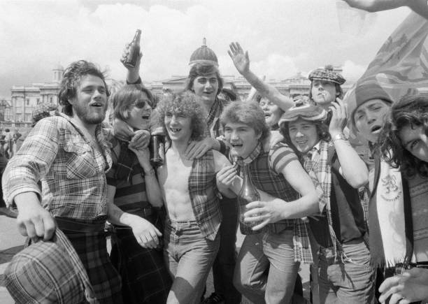 避免踩坑!FIFA足球世界最佳交易平台指南