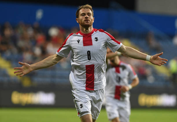 国足未来可期?619足球博主分析青训最新动态