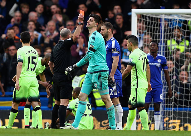 海外足球鞋尺码对比：欧美亚版本差异大，千万别买错！