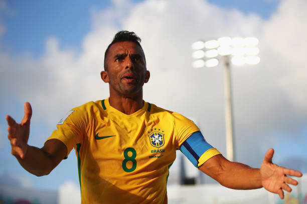 欧洲杯1/4决赛对阵预测:哪些豪门可能提前相遇?