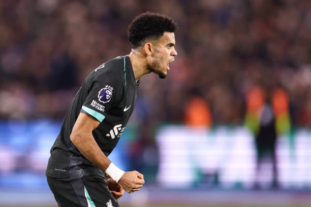 2122赛季英超金靴争夺战：黑马球员能否逆袭？