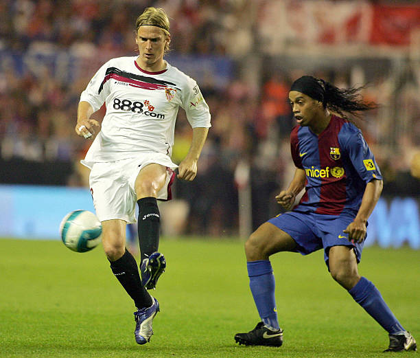 C罗金球奖年份一览:哪几年他称霸足坛?