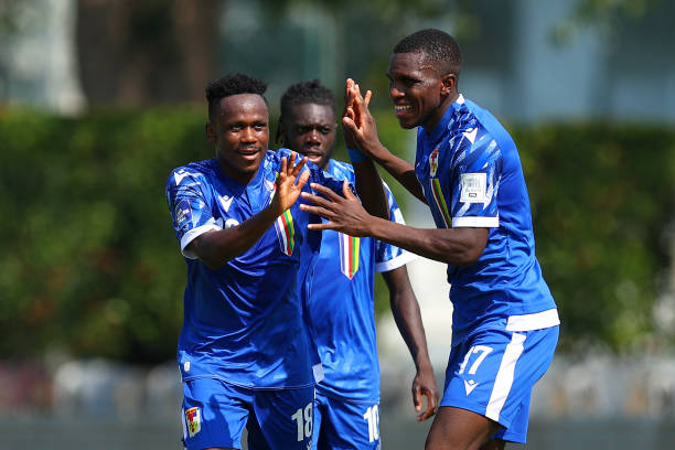 实况足球2011高数据球员养成:训练、比赛与加点技巧