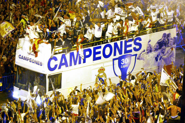 三冠王巅峰对决!国米vs拜仁欧冠决赛录像(黄健翔解说