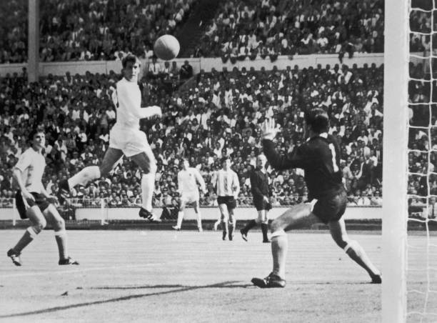 欧冠小组赛关键战:国米vs拜仁,比分预测与胜负关键点