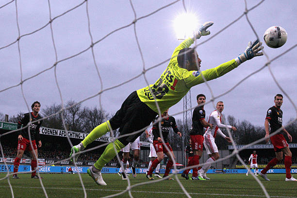 2023-24赛季法甲欧战成绩最新盘点：巴黎领跑，里昂复苏