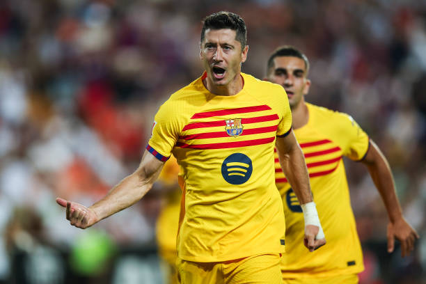 从格拉斯哥到柏林:齐达内那些载入史册的进球与庆祝瞬间