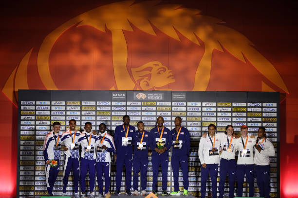 冰球射门发力技巧解析：腰部与手臂的协同作用