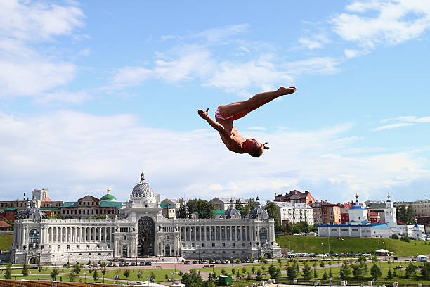 闪电博尔特：史上最快人类的巅峰时刻合集