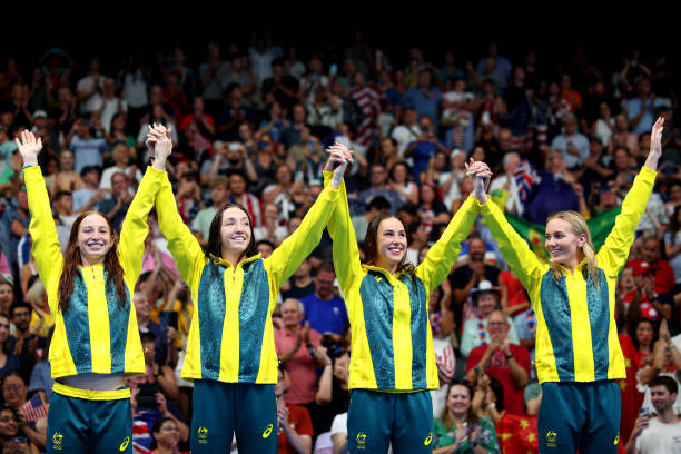 游泳长训班的训练周期和频率是怎样的？