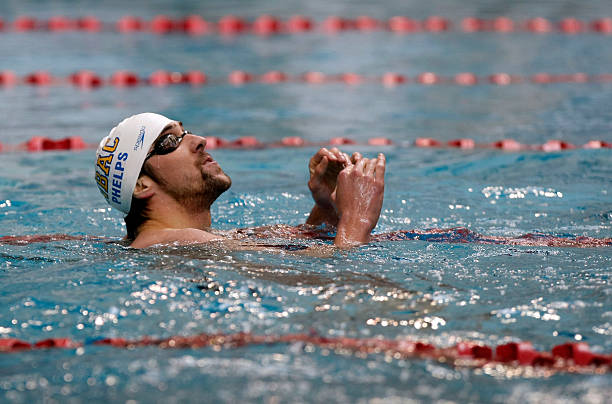 如何快速找到并修复充气游泳池的漏气点?