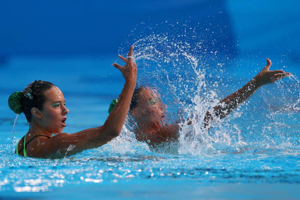 蛙泳换气技巧：从“一翻二开”口诀到流畅呼吸