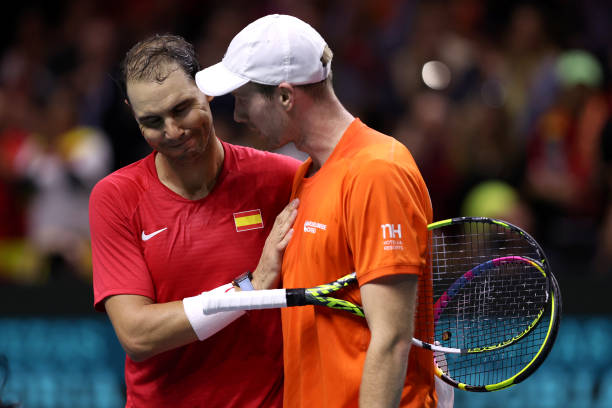 针对不同对手的战术调整策略