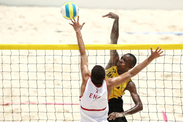 龚翔宇加盟美国联赛首战视频回放,展现中国女排实力!