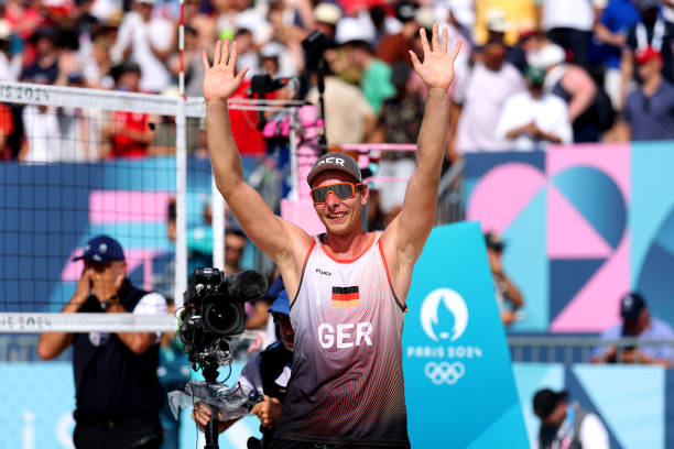 周苏红与冯坤：女排最佳二传接应组合