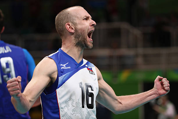 冯坤比赛经典对决：中巴大战中的关键表现