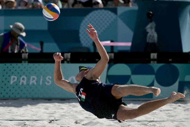 郎平身高对比其他女排队员,谁才是真正的“高人”?