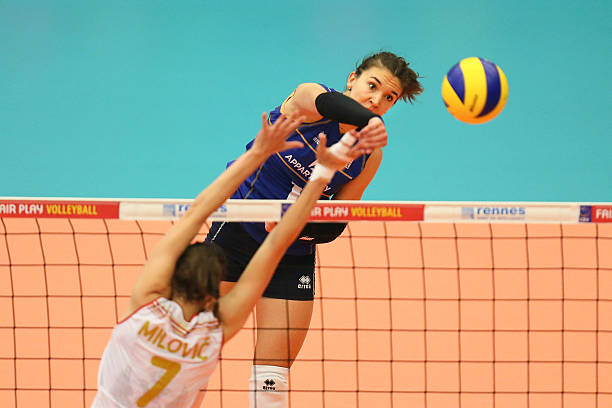 如何通过合理轮换最大化球队攻防效率