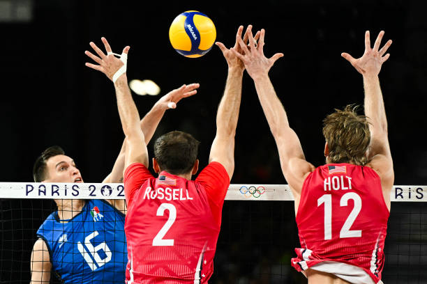 排球比赛中的时间暂停规则:教练与技术暂停的使用限制