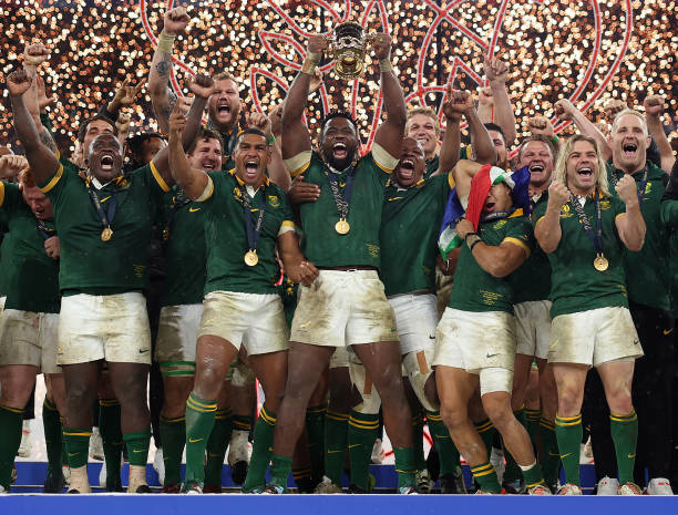 亚洲之光:日本队世界杯最佳成绩全记录