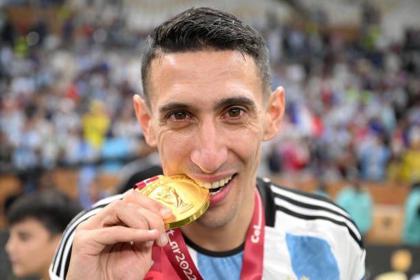 博格坎普世界杯进球回顾：荷兰飞人的辉煌时刻