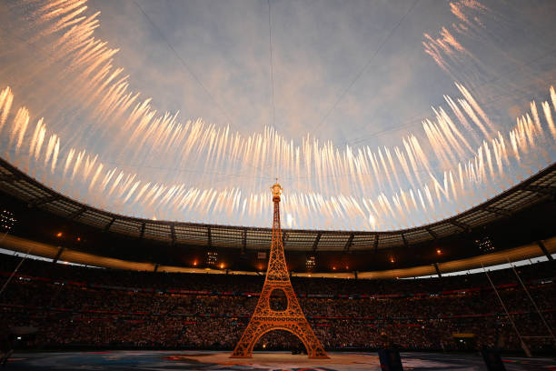 世界杯足球赛的比赛形式有哪些?