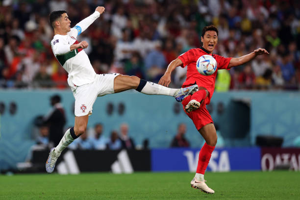 马克龙与各国政要一同观看世界杯决赛